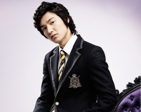 lee min ho wallpaper,suit,formal wear,black hair,hairstyle,cool