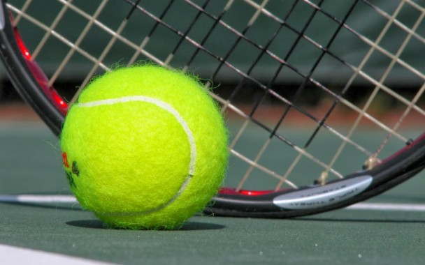 テニスボールの壁紙 テニスボール スポーツ用品 黄 テニス ラケットスポーツ Wallpaperuse