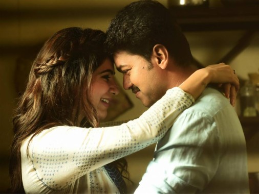 Tamil Movie Hd Wallpaper Romance Love Interaction Hug Gesture 596361 Wallpaperuse Tubi offers streaming romance movies and tv you will love. tamil movie hd wallpaper romance love