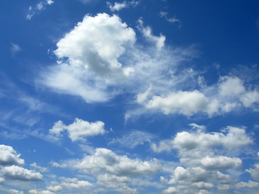 Free Awan Hd Wallpaper, Awan Hd Wallpaper Download - WallpaperUse - 1