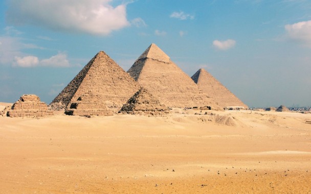 pyramid wallpaper,pyramid,historic site,landmark,monument,ancient ...